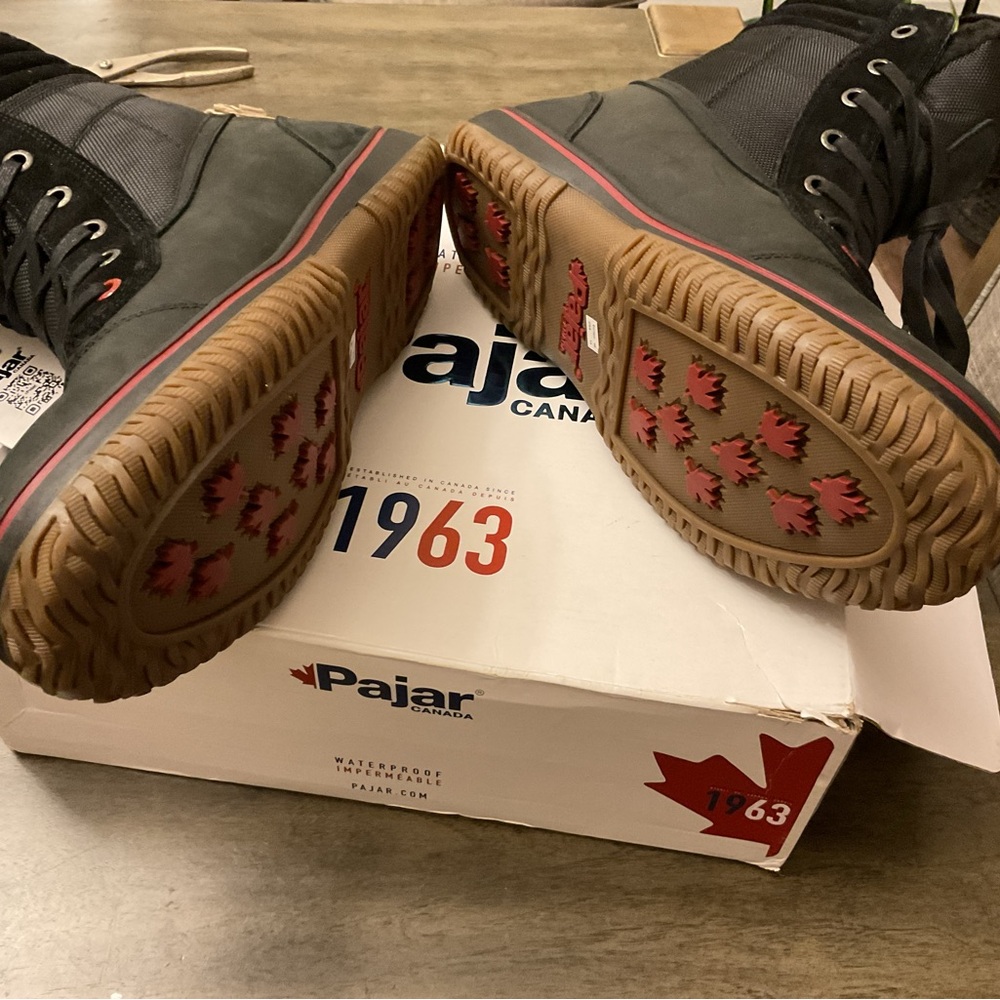 Pajar Women's Black and Red Winter Boots - Picture 3 of 4